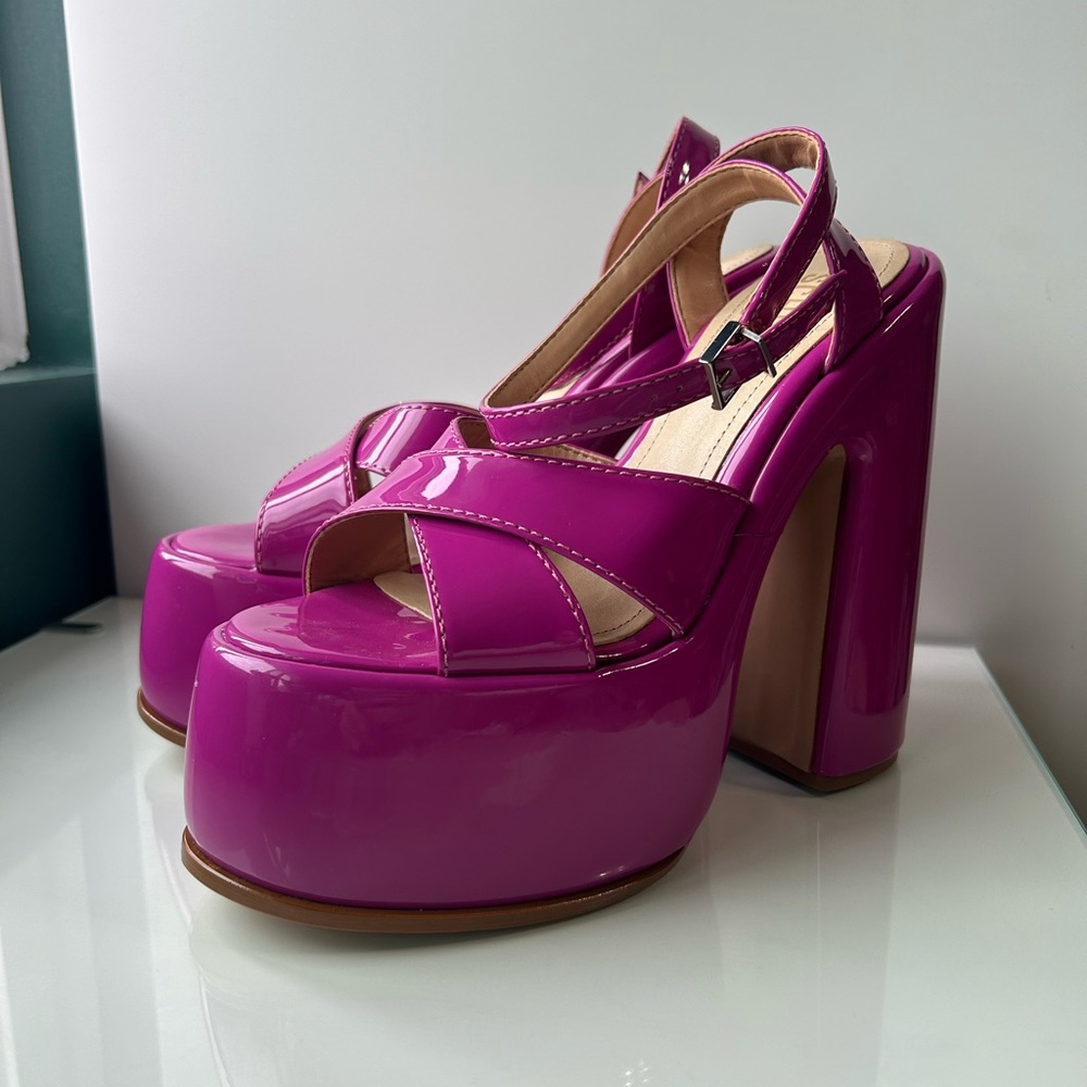 Schutz Pattie Pink Patent Leather Platform Sandals